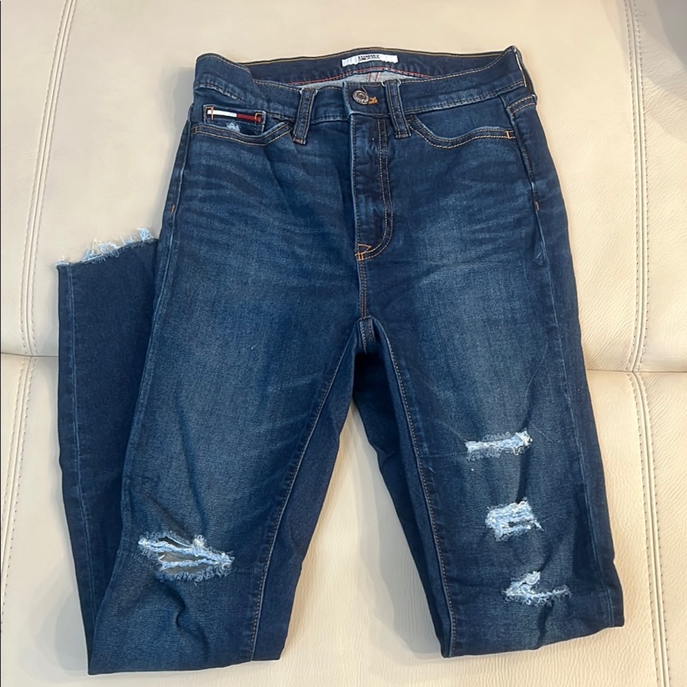 Tommy Hilfiger Blue Cropped Ankle Jeans with Distressed Details